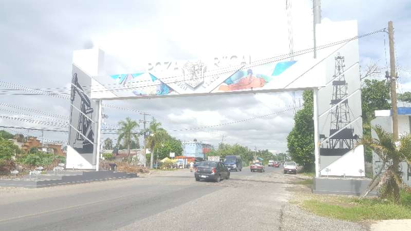 Construccion de Portico de Bienvenida en acceso  La Florida.